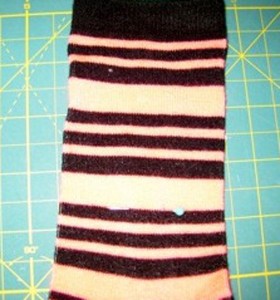 2.pin showing where bottom of sock will be